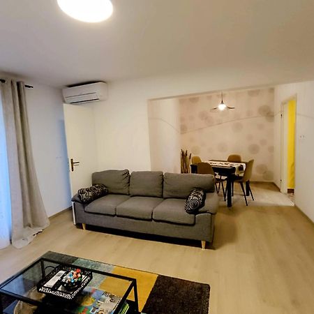 Porec Travel Stop Luaran gambar