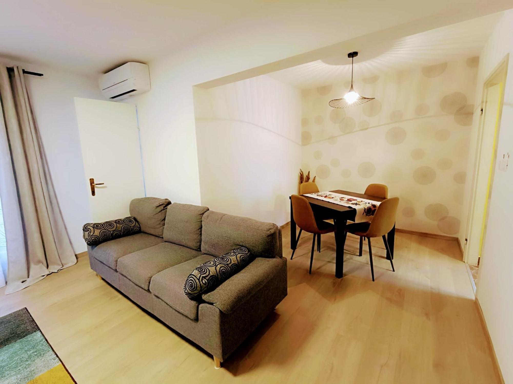 Porec Travel Stop Luaran gambar