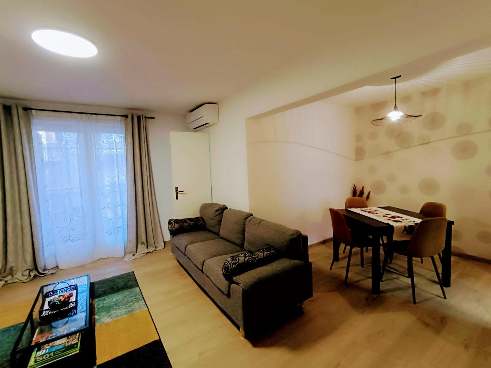 Porec Travel Stop Luaran gambar